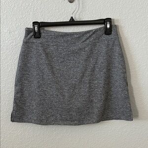 Chic Heather Gray Mini Skirt with built in shorts. Skort size small.